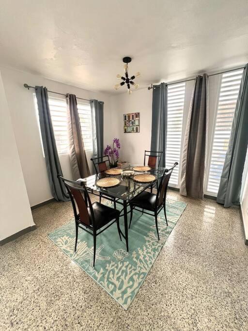 Stylish Remodeled 3Br With Yard Near Airport & Beaches Кароліна Екстер'єр фото